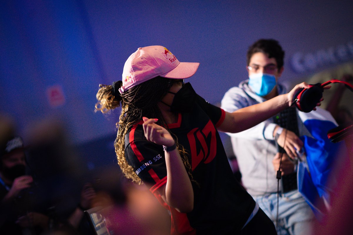 FlyQuestRED's tweet photo. YOUR #1 PLACE FOR CLG RED COVERAGE IS BACK!!! ๐ฅณ
Follow here for updates on our CSGO, VALORANT, and FGC competitors, creators, and how we're elevating women in esports! #CLGRed #CLGFIGHTING https://t.co/D21d9XGekF
