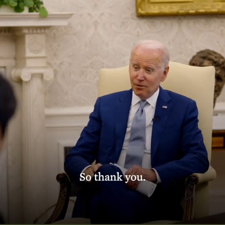 wangteaco's tweet photo. "Hate only hides. When good people talk about it and say how bad it is, it goes down. So thank you." ㅡ 220601, President Biden to @BTS_twt 

#BTSatTheWhiteHouse #ARMYsPrideBTS https://t.co/gzVh238cm3