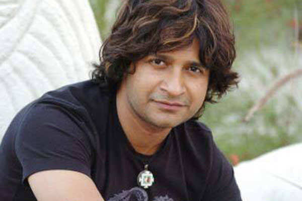 OfficialKushal's tweet photo. R.I.P KK (Krishnakumar Kunnath) 😪❤️

(23 August 1968 – 31 May 2022) 

May your soul rest in peace. God bless you, my sympathy goes to his friends, fans and relatives. 🙏 https://t.co/DilbVEIDPM