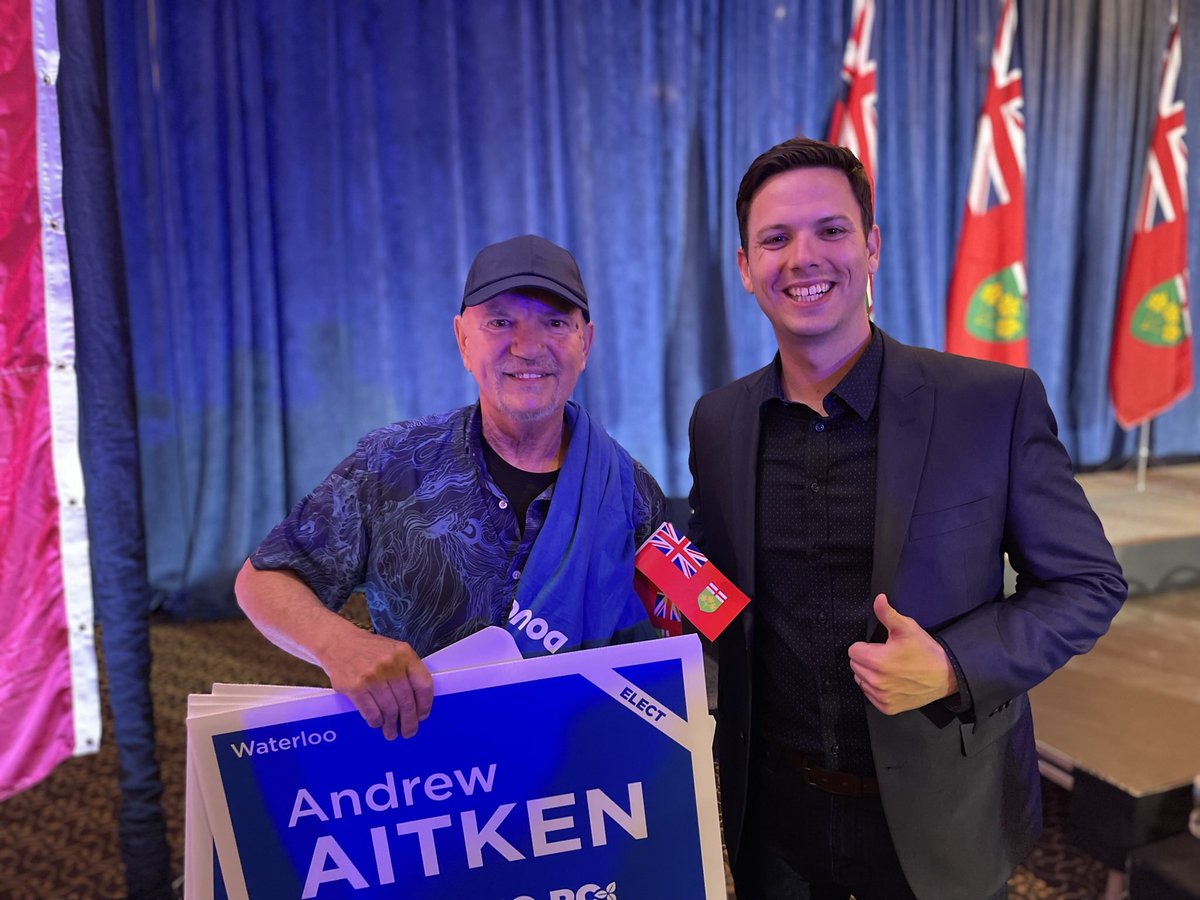 AndrewAitkenPC's tweet photo. Thank you to everyone for all the support and encouragement these last few weeks. We are very close to turning #Waterloo blue! #VoteConservative #VotePC https://t.co/Fe1Ps4qsqN