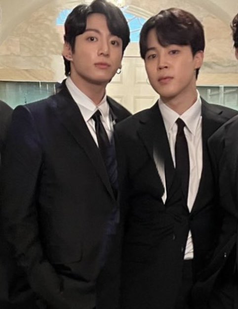 กุกมินห่างกันบ้างยังวันนี้ แว๊กกกกกก #kookmin 
50฿/1 สงวนแค่ชป.กุกมิน 
รีค้าบ✨