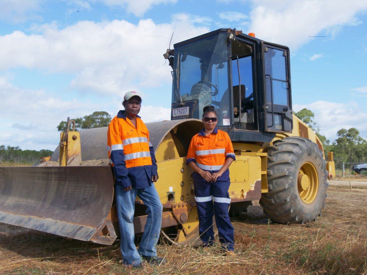 CapeYorkNRM's tweet photo. Read about how our all-female Indigenous training session provided a group of women in the Cape York Normanby Catchment area with certification tickets for operating heavy machinery.
👉 https://t.co/R80pZQd0HH
#FirstNationsNRM https://t.co/vroQz7uG5C