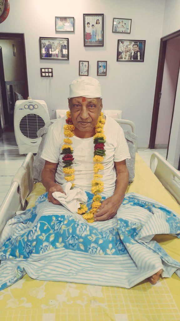 Chinmay78's tweet photo. Celebrating 94th Birthday of my Grandfather, Manohar Lal Mehta (Freedom Fighter, Dungla, Chittorgarh, Rajasthan - Current Residence Udaipur). Celebrating his legacy, his optimism and his positive energy in our lives... 🎂💐🇮🇳

@ashokgehlot51 @UdaipurDm @DmChittorgarh https://t.co/L7BJhk01Zn