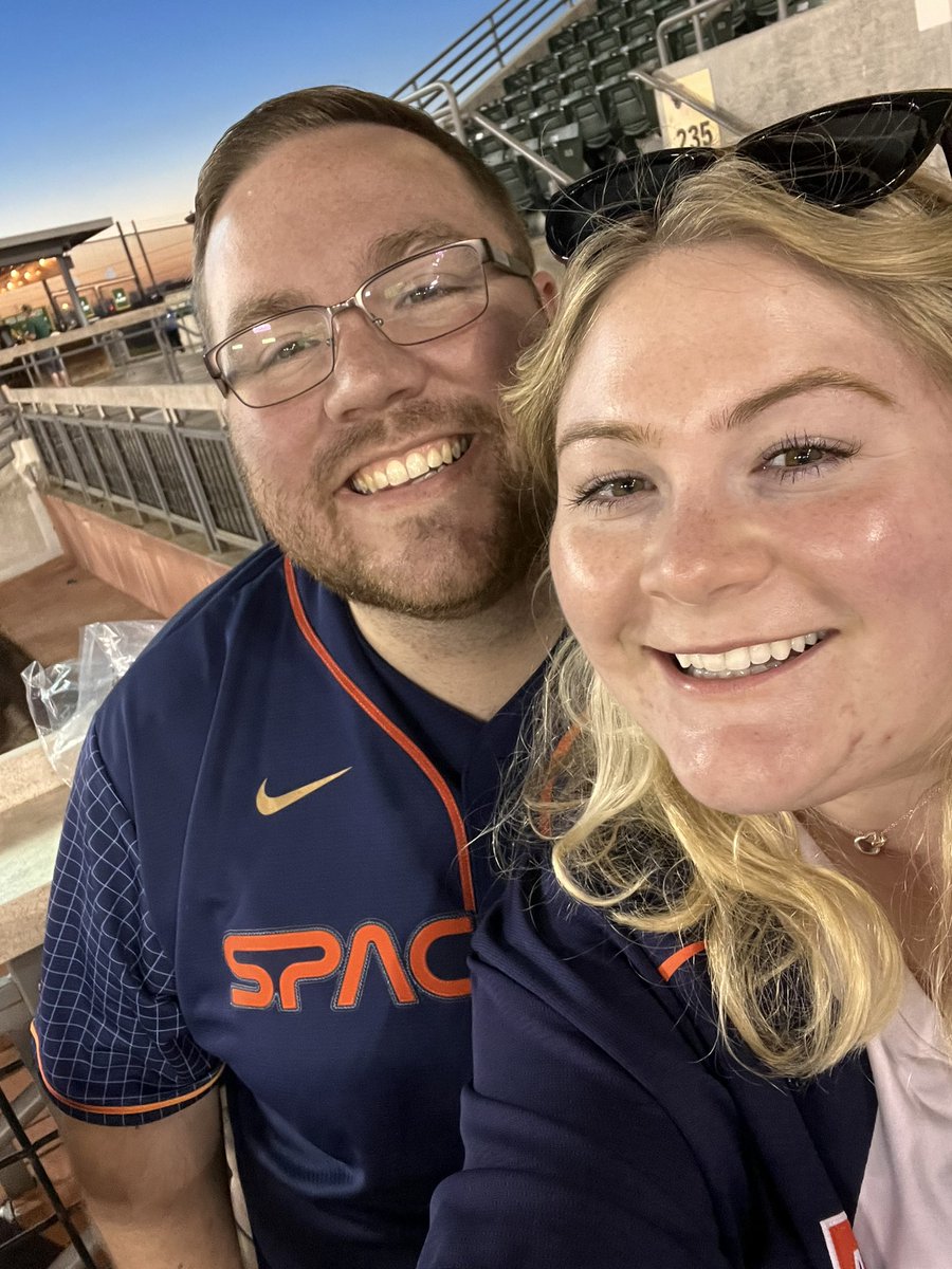 nashedpotato225's tweet photo. #atthecoliseum we’d like to be on the baseball board please! @jpferrer1995 https://t.co/PSMYXo2xuq