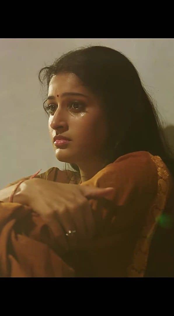 SurbhiAgrwal1's tweet photo. मुझे ब्रम्हांड दिखता है उनकी आँखों की
जोड़ी में #_s-💞
जिन्हें मेरी इन आँखों में कोई तारा नहीं
दिखता https://t.co/wdP8s1ae4n