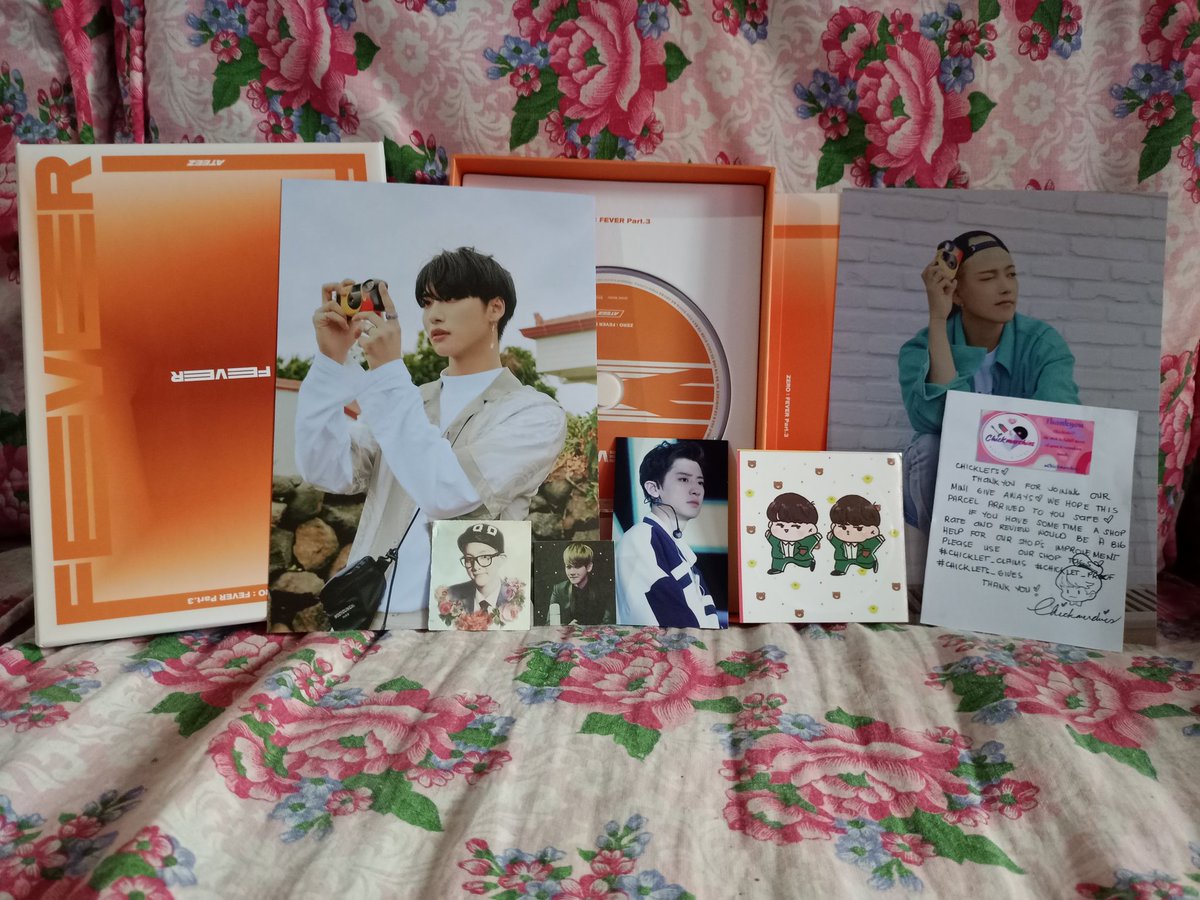 bangtan_sebongs's tweet photo. Thank you so much po @chickmerchies
especially kay 💄. Napakagenerous moo😭😭 Upon receiving the parcel, surper nasurprise akoo kasi ang sabi mo 2 poster lang yung dadating. To my surprise, may kasama syang album at poging mga freebies😭 Thank youu talaga♥️
#chicklets_proof https://t.co/Koc9yL4HxZ