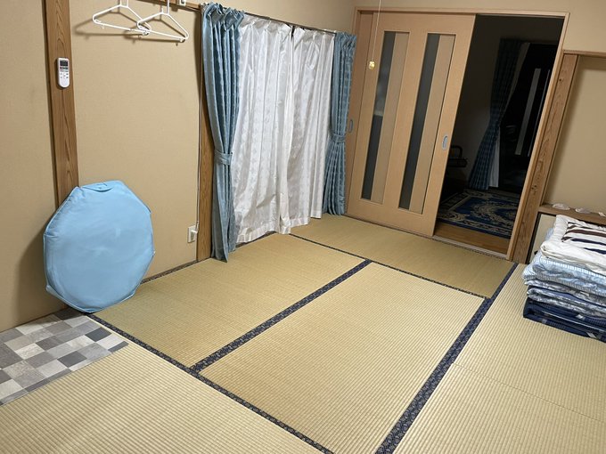 昨日の宿が完全にお家だったの
嬉しすぎて黒毛和牛焼いたの 