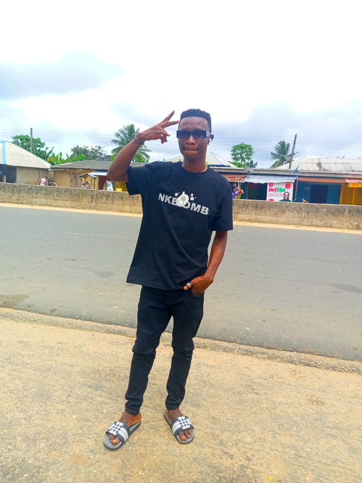 Istandizzy's tweet photo. It’s my prayer for you that this month will be a special one and may it bring you closer to your dreams. Happy New Month Y'all 💜⚡

#MFONation https://t.co/vqB57fPWAy