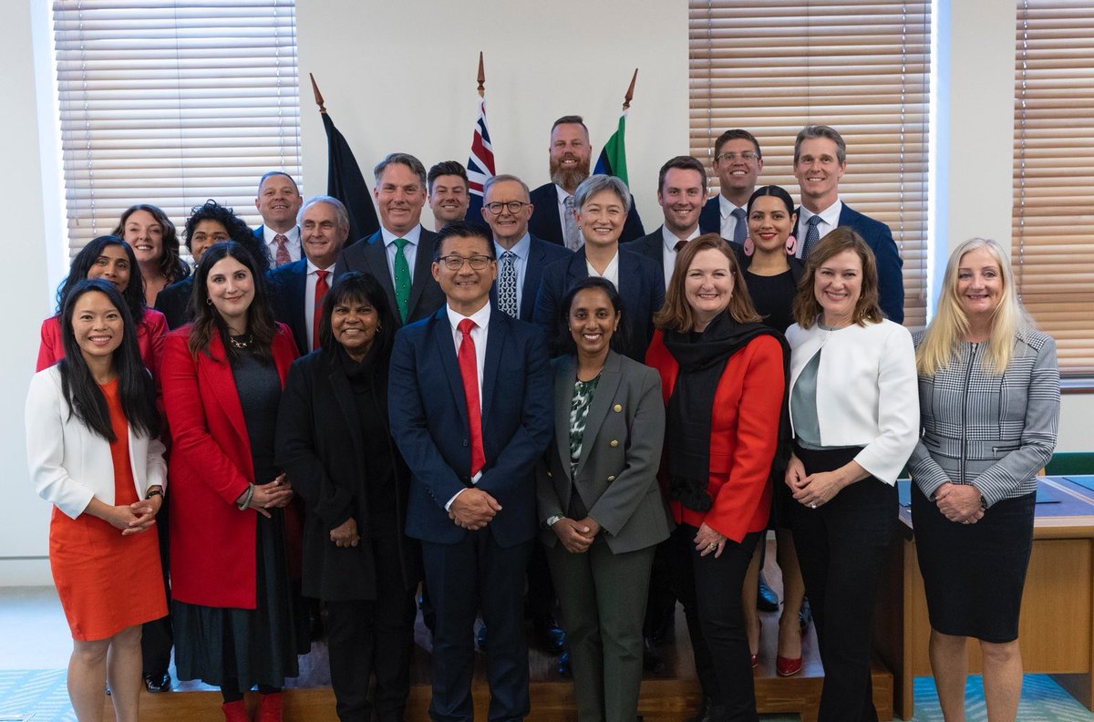 SenatorWong's tweet photo. I’ve always believed that our parliament best serves the community when it reflects the community.

Proud we’ve welcomed new members to Labor’s caucus who reflect so much of modern Australia. https://t.co/5k58RudB1M