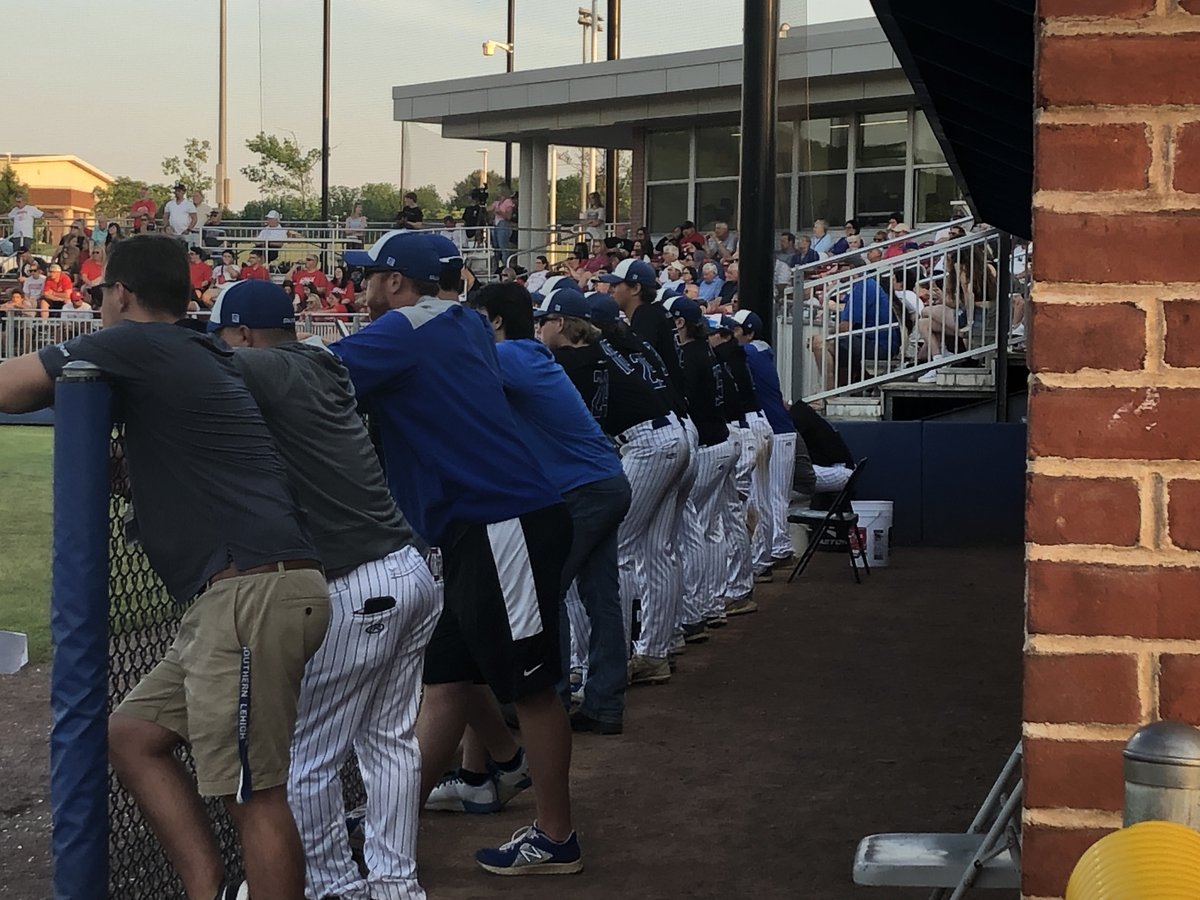 SLHSspartans's tweet photo. Top of the 4th Spartans up 4-0! https://t.co/5zW8p0OyJW