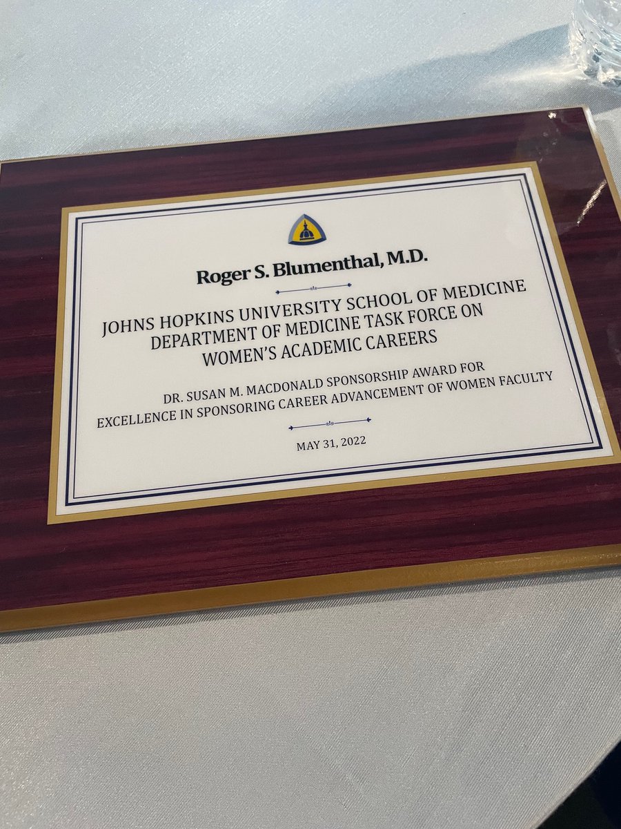 Congratulations to head coach 🥍 of @CiccaroneCenter, @rblument1 for the annual @JohnsHopkinsDOM Sponsorship Award, with esteemed awardees 🥇 🤝👏👏👏