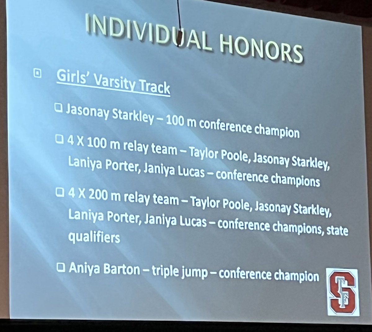 TFSouthTF's tweet photo. Thank you @TFSo_Athletics for honoring our athletes tonight. #TFSRedWolves https://t.co/UD67bfGFqQ