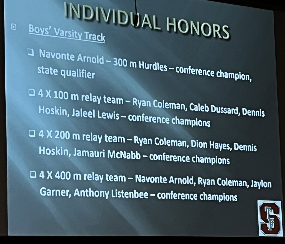 TFSouthTF's tweet photo. Thank you @TFSo_Athletics for honoring our athletes tonight. #TFSRedWolves https://t.co/UD67bfGFqQ