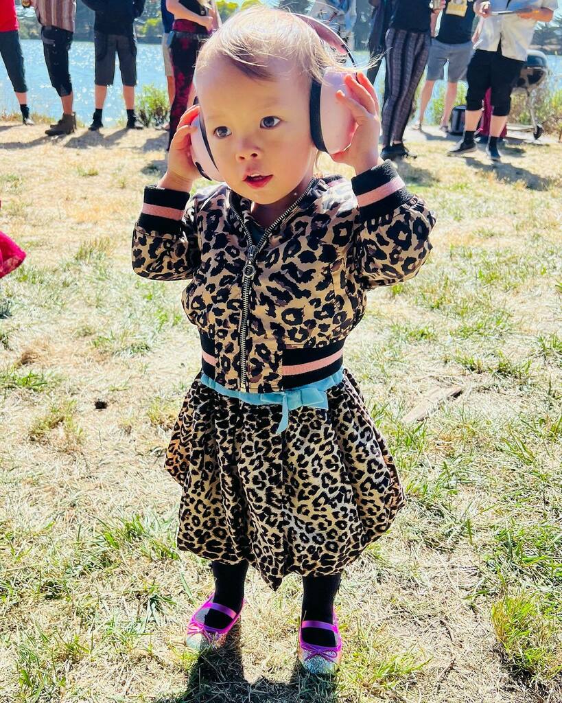 DJ1CON's tweet photo. Monday we took the kids to the Strategik Memorial Day Renegade and Xara, my bass baby, raved it up as usual. #bassbaby https://t.co/v1x93CHkqG https://t.co/8lhZ1ugqjX