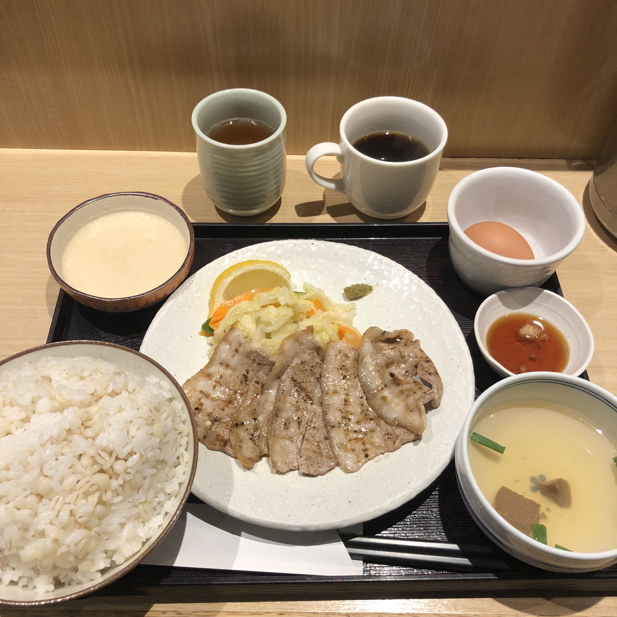 Chimaki Stayalert 昔話盛り 日本昔ばなし盛り とろろ Tkg 豚炙り 浅漬け しっかりと朝ごはんを頂きます T Co 4icfskfopn Twitter