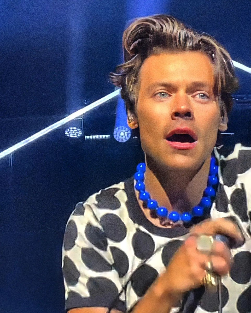 HarryArgentina's tweet photo. 🥵 https://t.co/jLc8r2jAMe