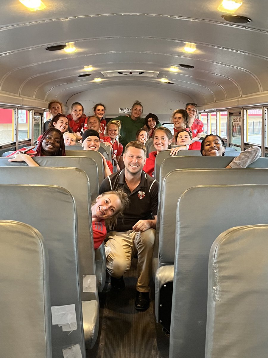 lshs_Girls_BB's tweet photo. These girls BATTLED 100 minutes in 90 degree weather and won 2-1 after a shootout. @lindsayjacob0 had two HUGE saves in the shootout AND hit a PK of her own. Megan Morell scored the regulation goal to tie the game with 10 minutes left! We play Thursday in the finals! https://t.co/EG0VwbMXTT