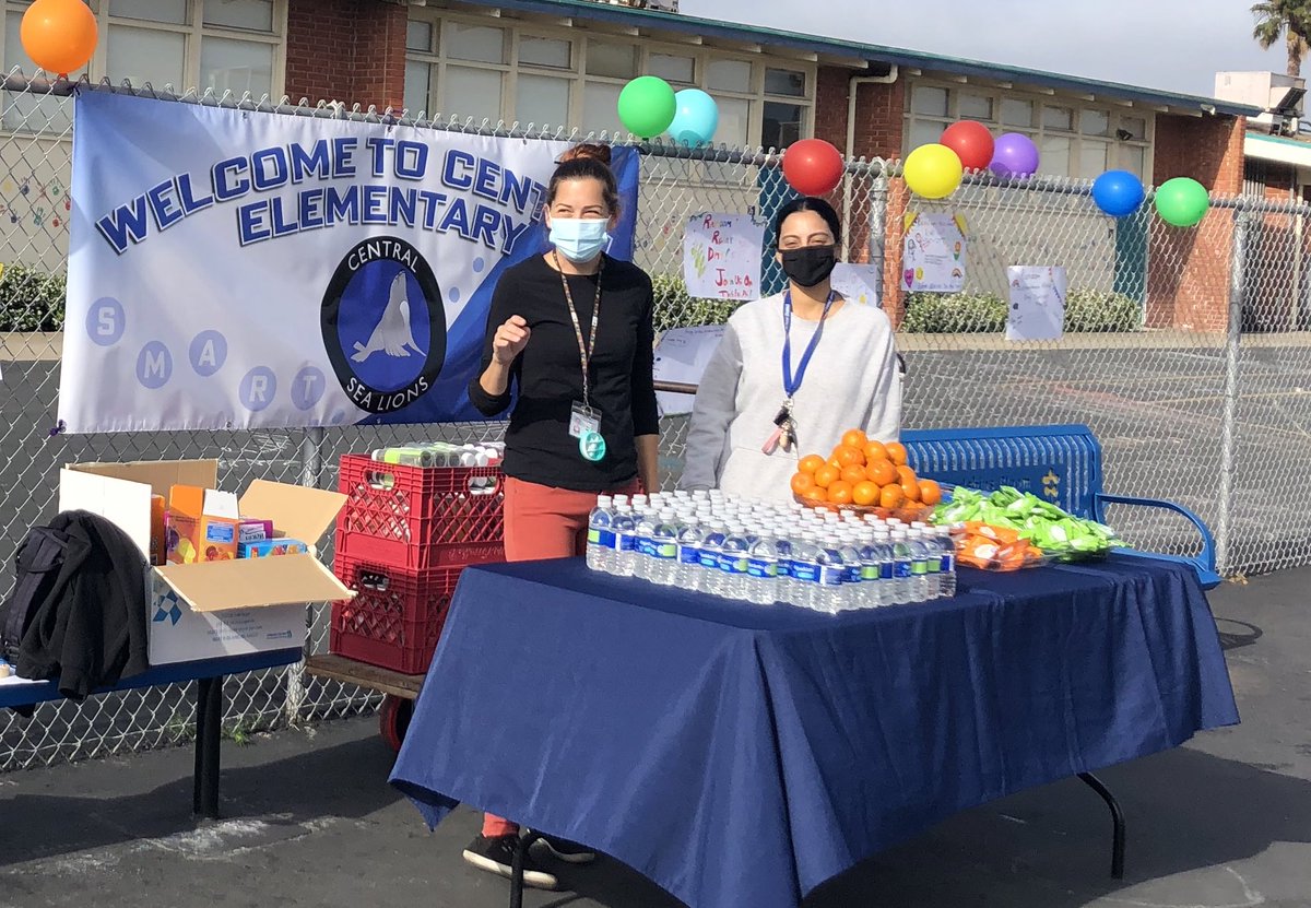centralSBUSD's tweet photo. #ICAN #TeamCentral #OneTeamOneBoatOneRow @centralSBUSD @GabrielaDeLaT18 @Supt_SBUSD @SBUSD_NEWS https://t.co/IwAsGBA66b