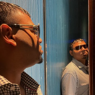 Prince_Inteaz's tweet photo. #NewProfilePic #VegasNights https://t.co/O2Eq0y4VIt