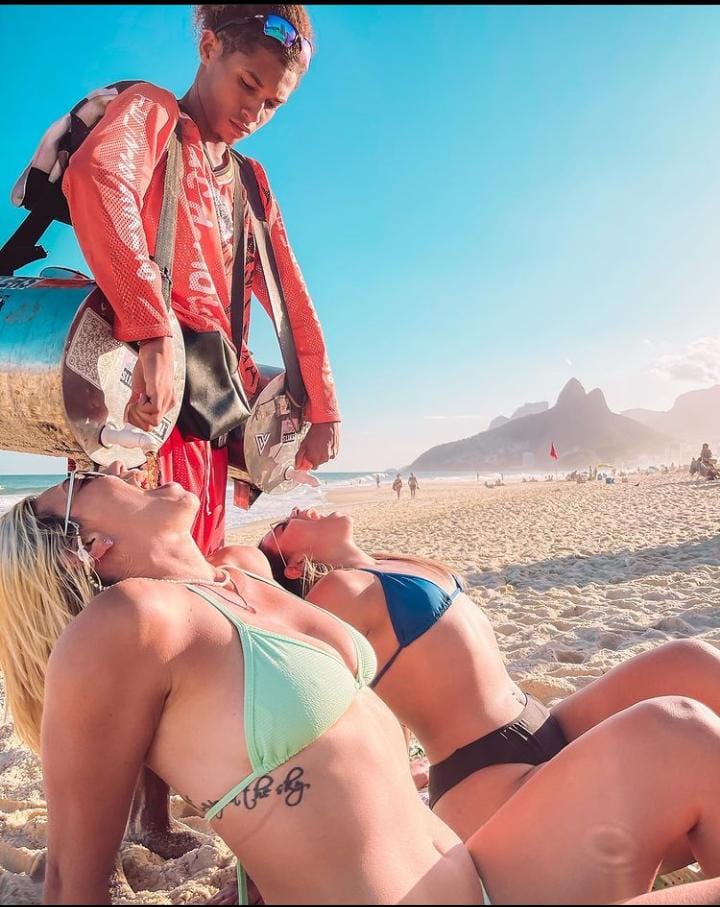dm_meno's tweet photo. Só bote certo, eu nunca erro, eu sou falcão do complexo
Mato no peito, só passe certo, deixo os cria MC Nelson
Agora é só sucesso, agora é só sucesso https://t.co/wWTPcdfG0r