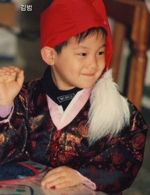 qistina_filzah's tweet photo. Kim Bum😌🔥 cute from kid until now 🔥🤗 The Killer Smile of Kim Bum 🔪 #boy #cute #kimbum #kimbeom #leerang #TaleOfTheNineTailed #taleoftheninetailed1938 #GhostDoctor #lawschool #boysoverflowers #mrscop2 #kdrama #actor #HES SO CUTE https://t.co/T4jmHgbbgB