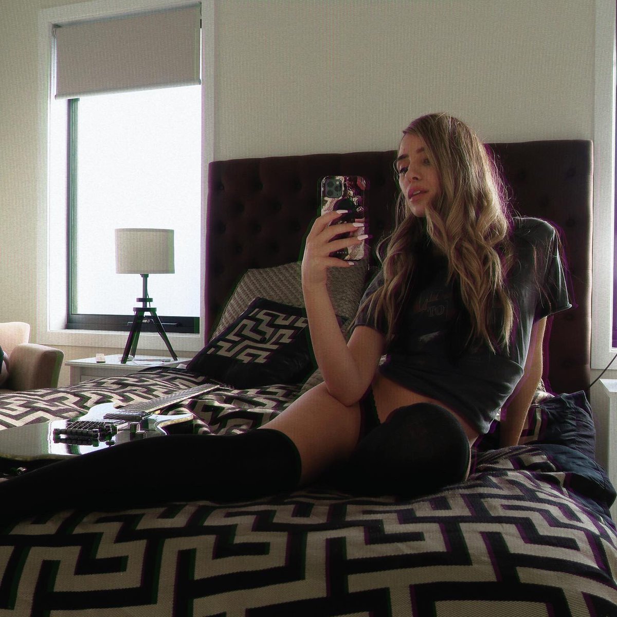 ChristinaCastle's tweet photo. Bedroom rockstar 🖤💀💜 https://t.co/IPocjAcSSl