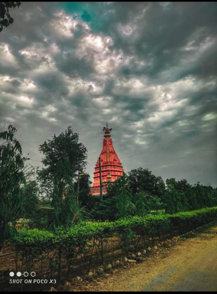 bhawnak24370326's tweet photo. मेरे गांव का  मन्दिर 🙏✨🇮🇳 

#हर____हर___महादेव 🙏

  #ॐ_नमः_शिवायः 🙏 https://t.co/YKfU5LHb3n