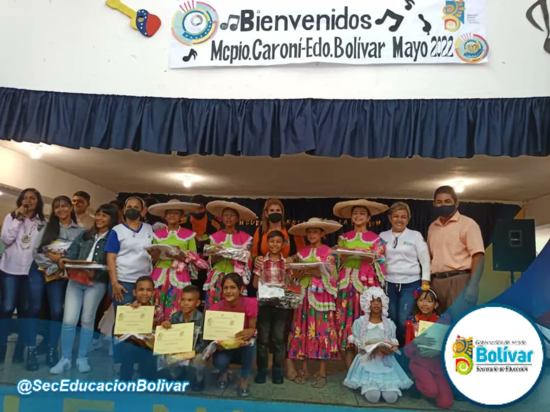 SecEduBolivar's tweet photo. (1/3) #LaCanciónNecesaria • Hoy realizamos el encuentro estadal "La Canción Necesaria", donde niñas, niños y adolescentes de nuestra región, a través de distintas expresiones artísticas, rindieron homenaje al cantor de pueblo.🎙️💃🏼 https://t.co/LZEtNvtLGS