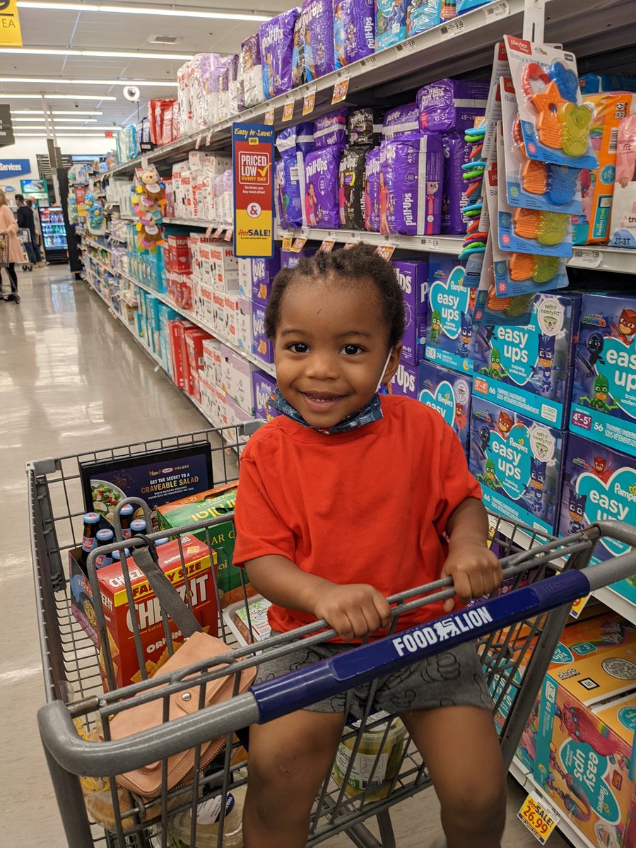 Today between meetings, my happy helpers watered the garden + grocery shopped with me. Working parents are still doing their best; give grace. <a href="/WillisThought/">No Darth just 'Maal</a>