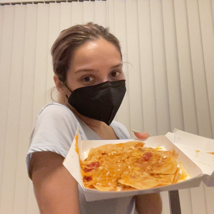 mug__cake's tweet photo. In other news I finally tried the Mexican pizza (no tomatoes because it’s just not my thing) it was good I liked it https://t.co/WTcPFS9HGH
