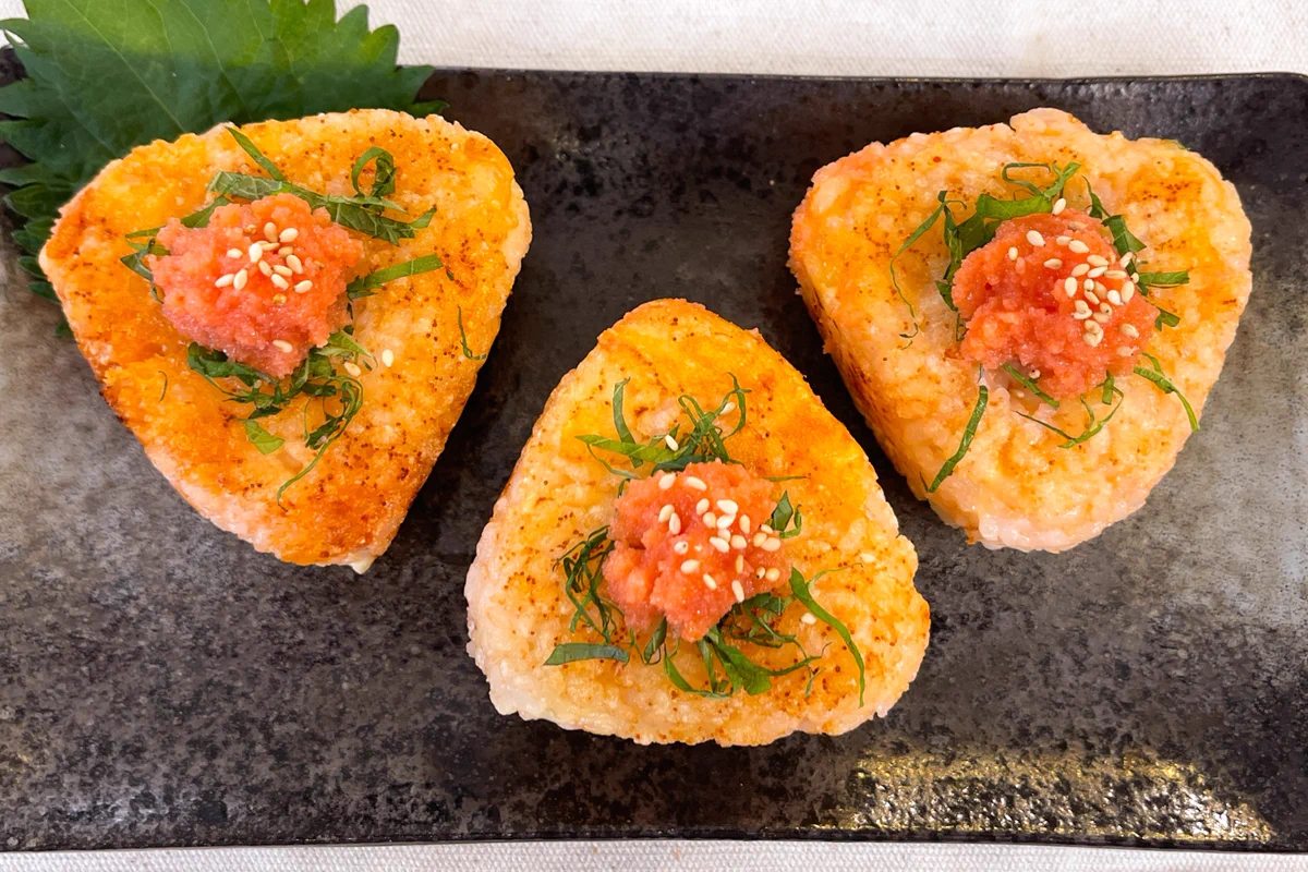 大葉が爽やかに香る！明太チーズ焼きおにぎり。