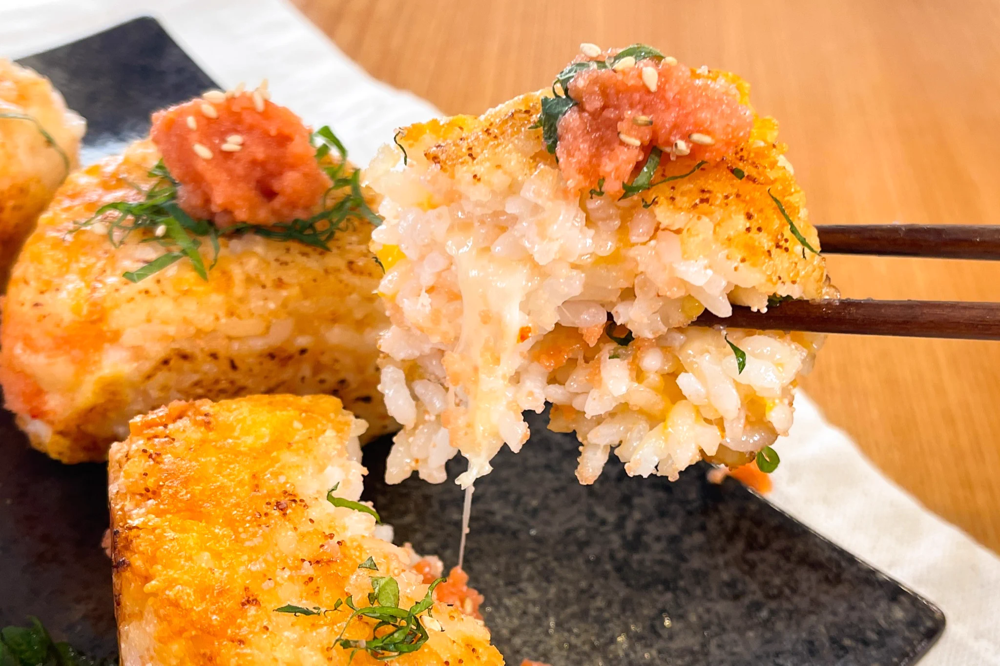 大葉が爽やかに香る！明太チーズ焼きおにぎり。