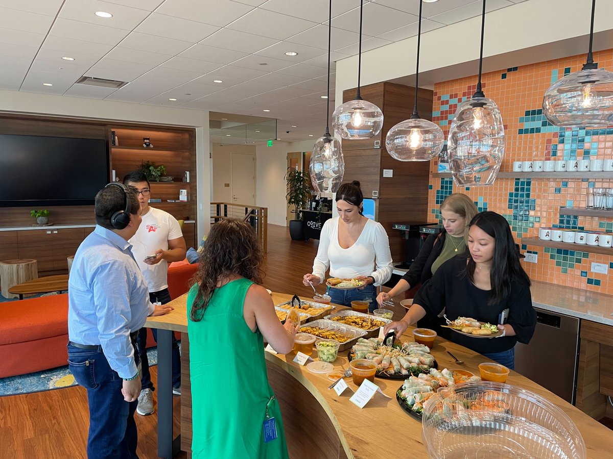 salesforcejobs's tweet photo. Over the last few weeks, employees participated in Asian Pacific Islander Heritage Month celebrations at our hubs. We're grateful for our global #Asiapacforce and #Southasiaforce communities, and all the ways they positively impact our workplace culture throughout the year. https://t.co/47ecBnX8GI