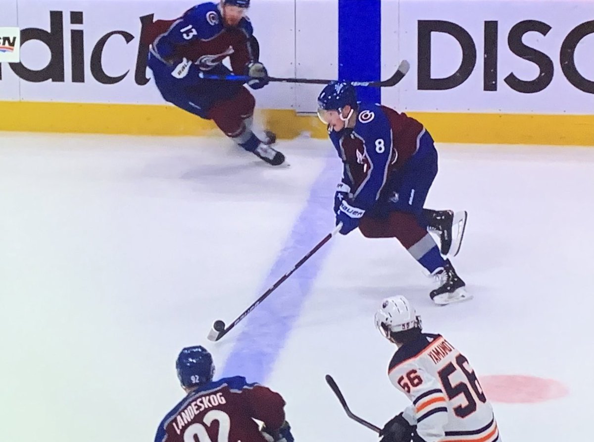 marklupul's tweet photo. @SportsnetSpec Yeah makes sense 🤣🤣 https://t.co/6fZslnQYO0