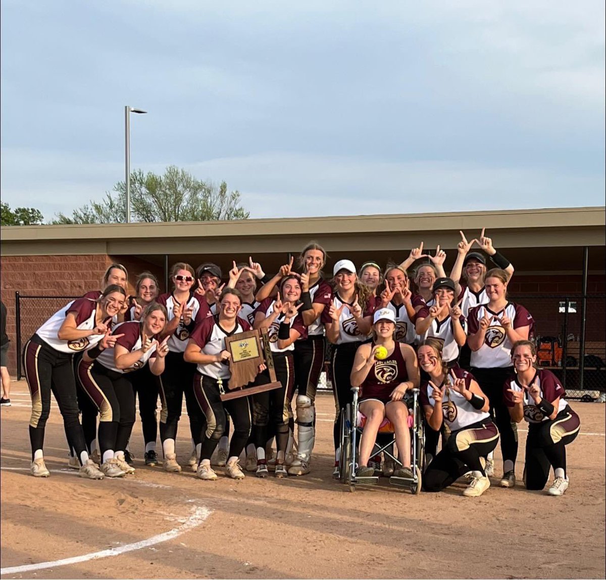 Congratulations to the lady Eagles and coaches!  Regional champions!!  Good Luck Saturday at Semi-State!  We can’t hide our #EaglePride