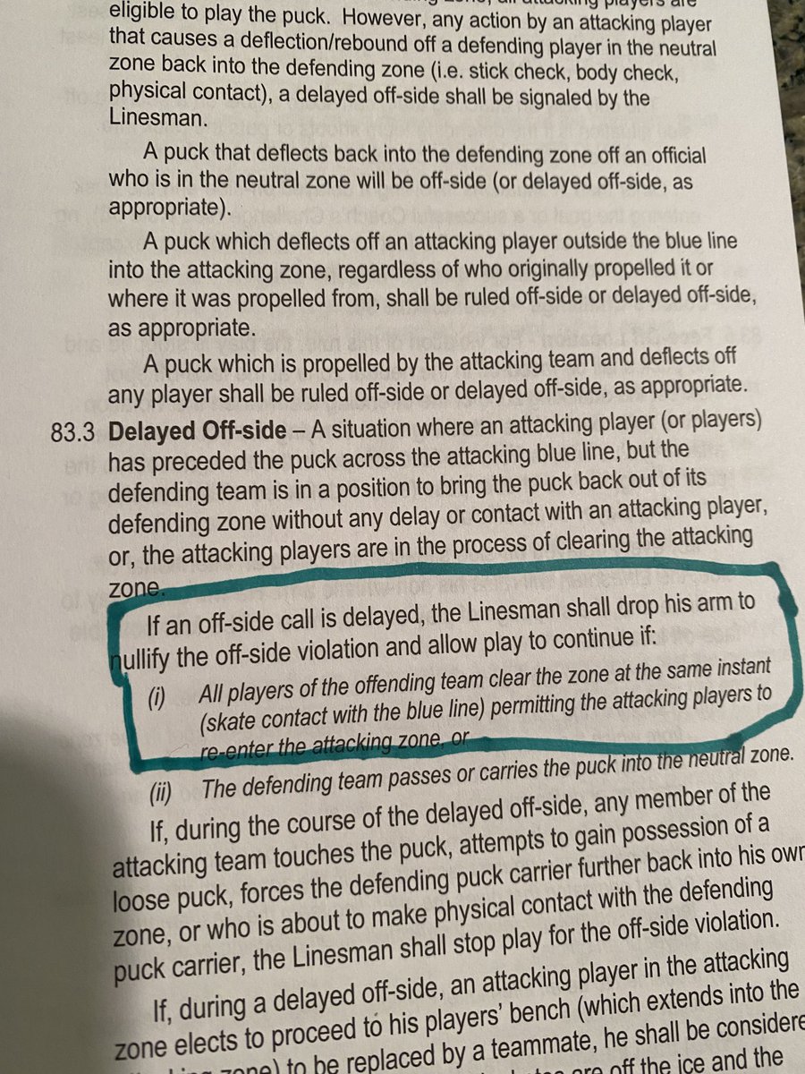TimCPeel20's tweet photo. Makar is not touching the puck when inside the blue line. It gives Nichuskin time to tough up and nullify the offside. Correct call under rule 83.3 https://t.co/iD6rhMje0e