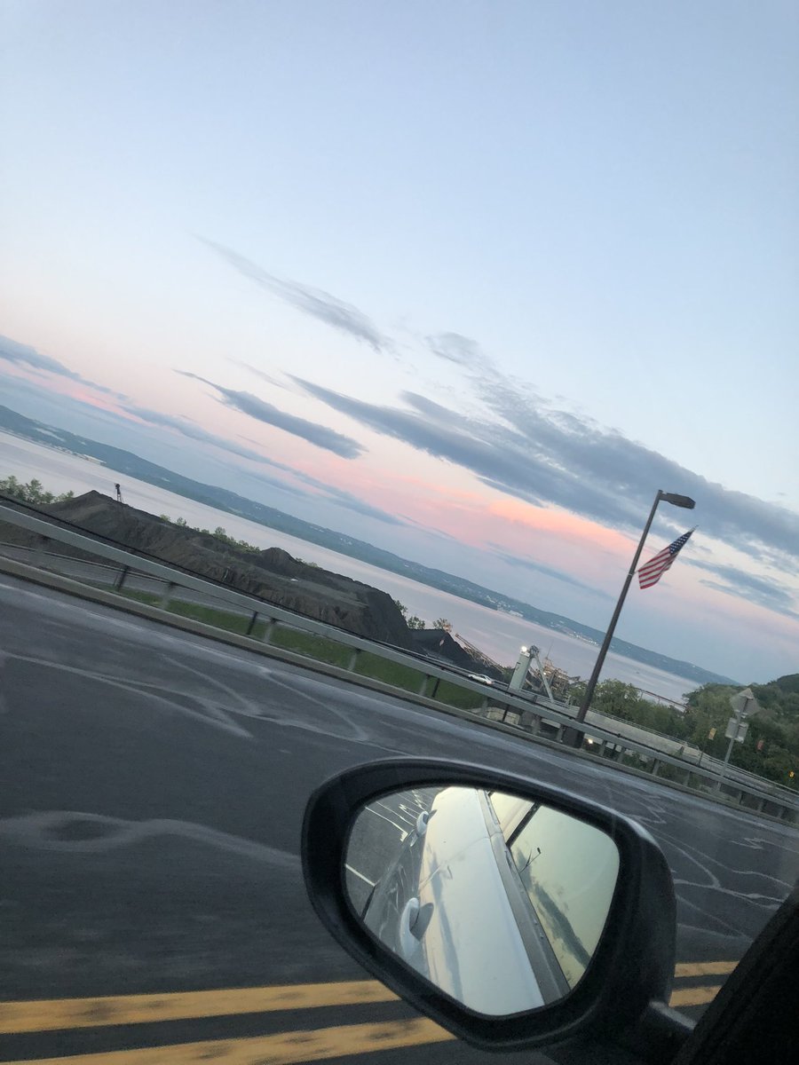 Emshill04's tweet photo. Can you tell i’m a little obsessed with nature 🥺 🥰 https://t.co/99sHWs7HTr