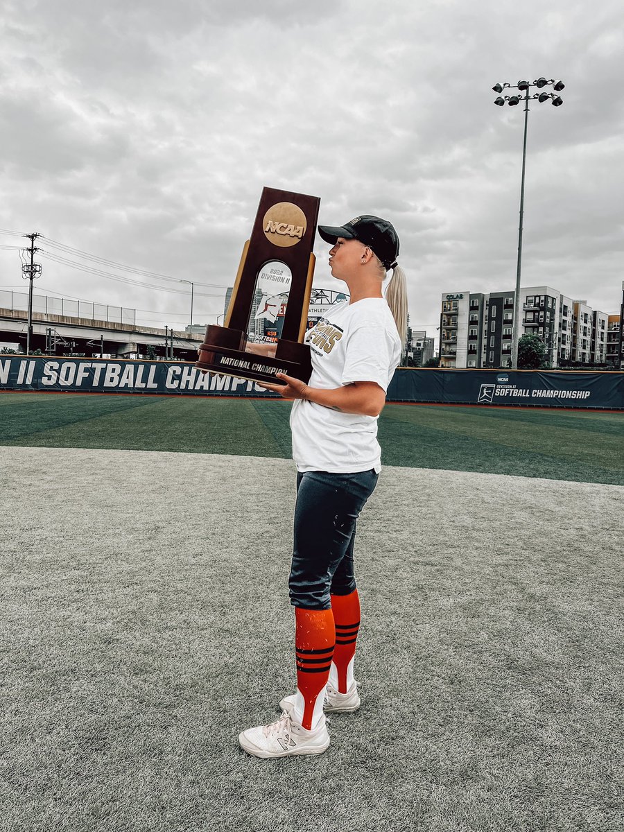 beccabell90's tweet photo. WE ARE NATTY CHAMPS!!! 💍💍 https://t.co/O2zCqj6gqc