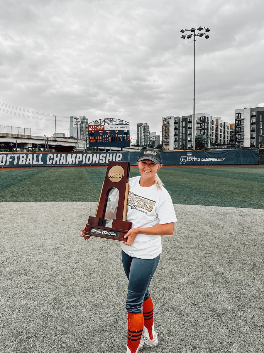 beccabell90's tweet photo. WE ARE NATTY CHAMPS!!! 💍💍 https://t.co/O2zCqj6gqc