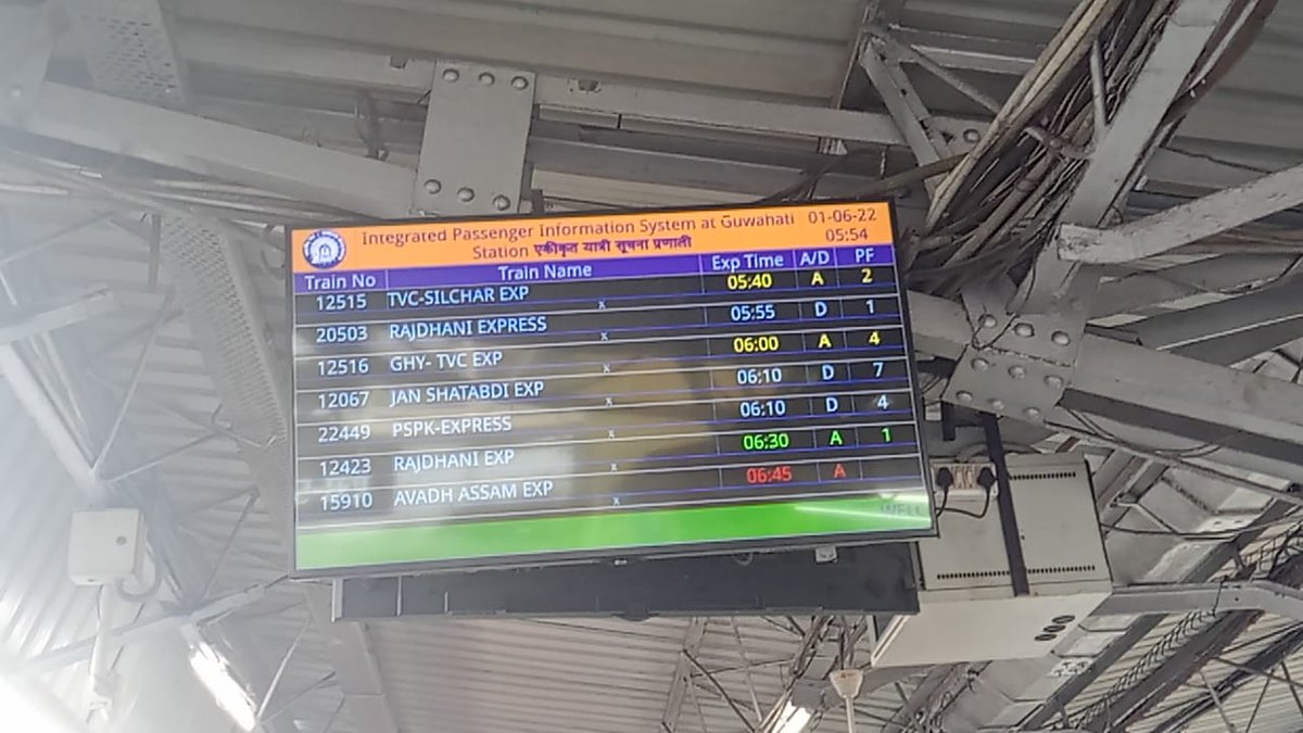 muralibasa's tweet photo. @RailMinIndia 12516 train rescheduled for 6.45 again it's rescheduled to 7.45 need some help as my old parents are travelling at present they are at the platform 4 in gowhati station https://t.co/2vXcqGV5uv
