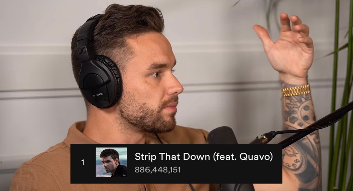 PopCrave's tweet photo. Liam Payne tells Logan Paul that his debut solo single, “Strip That Down” feat. Quavo, was the most successful debut single among One Direction members:  

“We did the first song… billion streams. I think it outsold everybody within the band, and I was the last to go.” https://t.co/Mx3wNXvJ0B