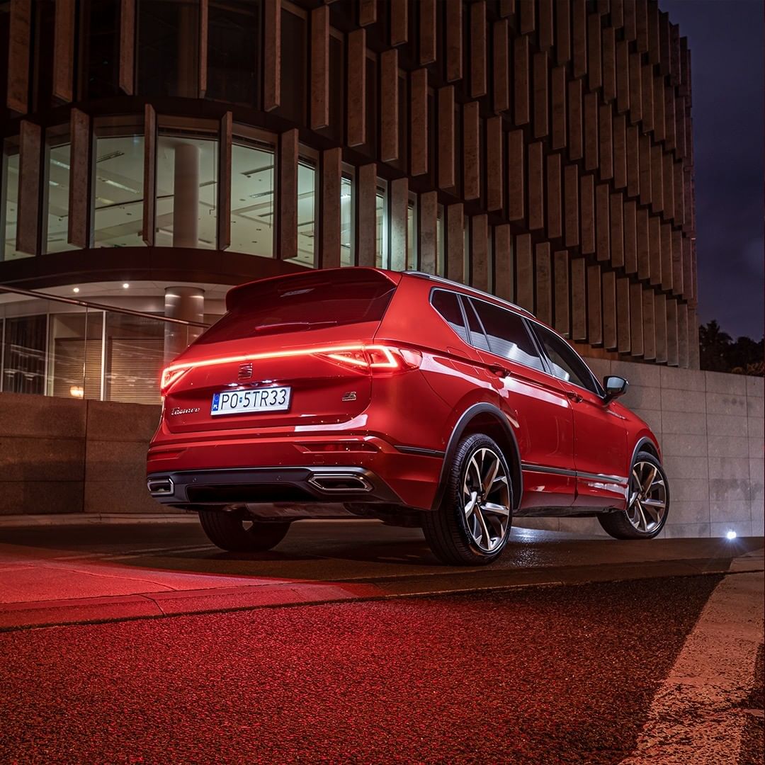 AutomocionT's tweet photo. ¿Amor a primera vista? 😏☺ De eso estamos seguros, y lo importante es que ese amor te cuide siempre como el #SEATtarraco que cuenta con 5 estrellas EuroNCAP y  tecnología de primera https://t.co/1SiJ7uVeg3 

#AutomociónToledo🥇 #SEAT #SUV #Toledo https://t.co/4U3TCEVA2r