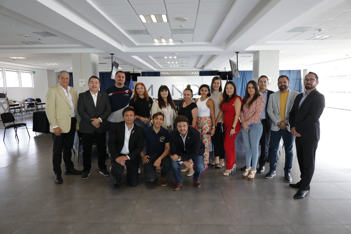 Tonaltechmx's tweet photo. #Entérate Racers!! El martes de la otra semana nuestro mentor Marco A Chavira C asistió a la presentacion de la iniciativa "Equipos Pro Jalisco", proyecto del cual Tonaltech ya forma parte. En las instalaciones de @mindmexico
#todossomostonaltech #f1inschools
#tonaltech https://t.co/Ddfpo02CJq