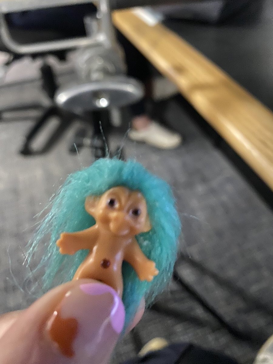 WHOEVER PUT THIS ON MY DESK IS TROLLING ME! (Get it)
