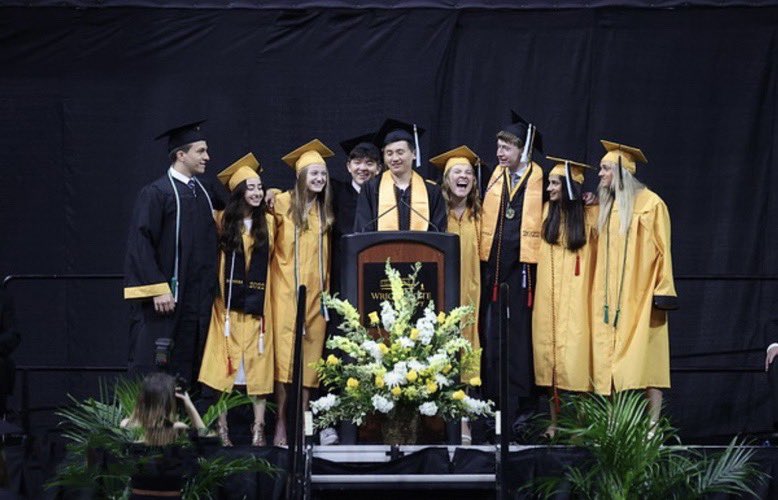 ElksStuCo's tweet photo. Thank you, Centerville 💛🖤 It’s been our honor to have served as your Senior Class Officers - Arnold, Krisha, Lucy, Elton, Alli, Zoe, and Kevin
@TheHerdCHS https://t.co/umAGZPDbcb