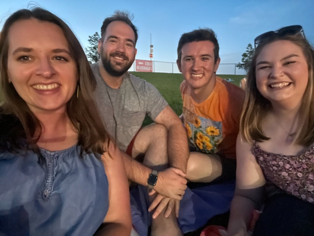 JPatchNotes's tweet image. We're not in Bummerland anymore! #AJR