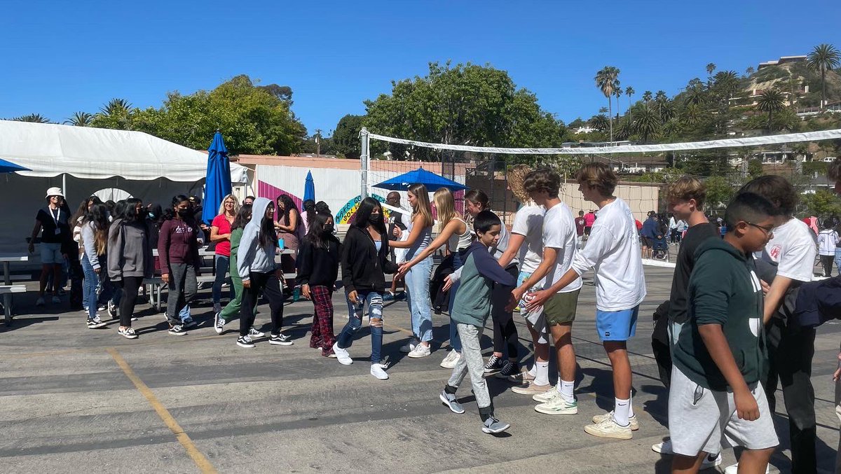 McKinleyBears's tweet photo. Thank you @SanMarcosRoyals for helping coach, ref, and keep score for our staff vs. students volleyball game! #heckyeahroyals https://t.co/9CzEa33CIn