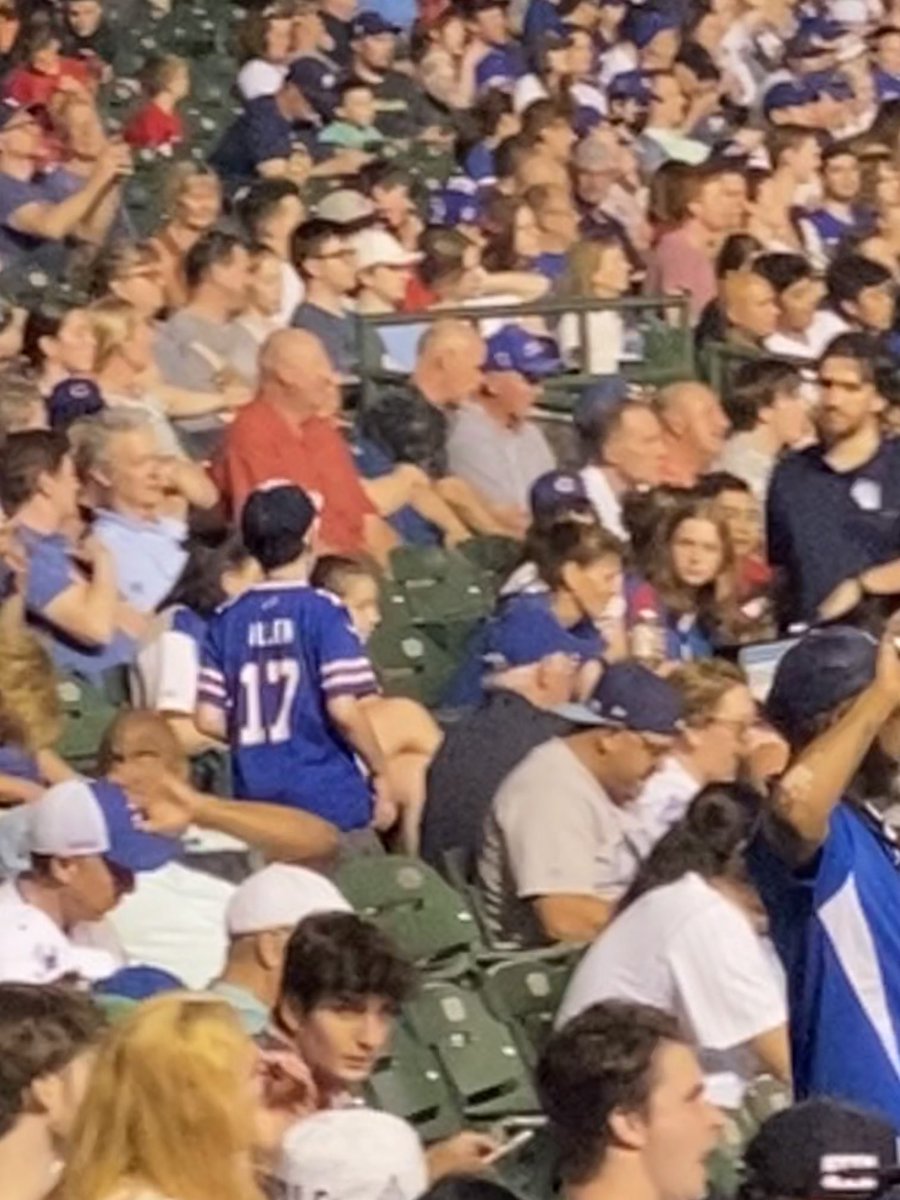 paultoddlambert's tweet photo. AND we have a sighting in Wrigley Field!!  So awesome to see. Go Bills and Cubs! https://t.co/xUq3CXNgdh