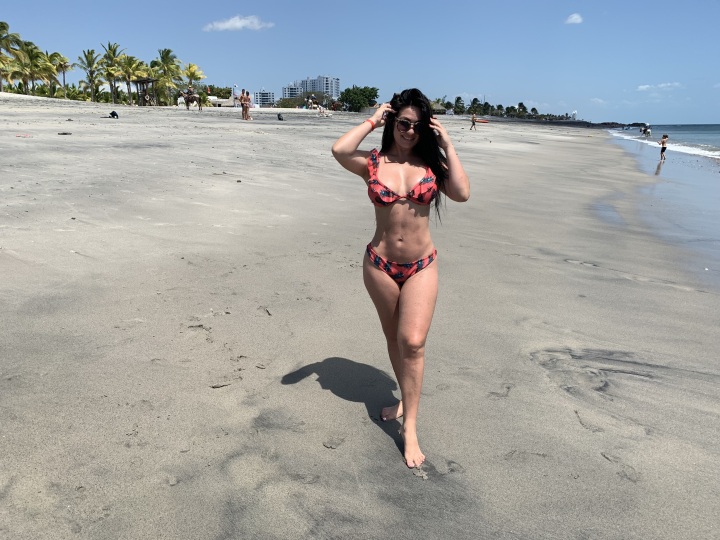 camsdotcom's tweet photo. Walking into summer like @SaraCumm !
https://t.co/rehDfYXvk4

#BikiniBabe https://t.co/69ryihjdhQ
