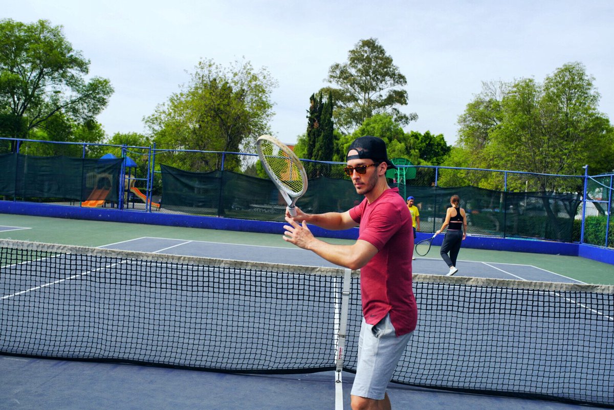 chasermusic's tweet photo. 🎾🎾🎾🎾🎾
#Tennis #Chaser #Sports
#Tenis #ChaserMusic #DJChaser #DJ #Nadal #RogerFederer #USOpen #Winbledon #edm #GameOn #edmfamily #djlifech https://t.co/ohHMq5sOrL